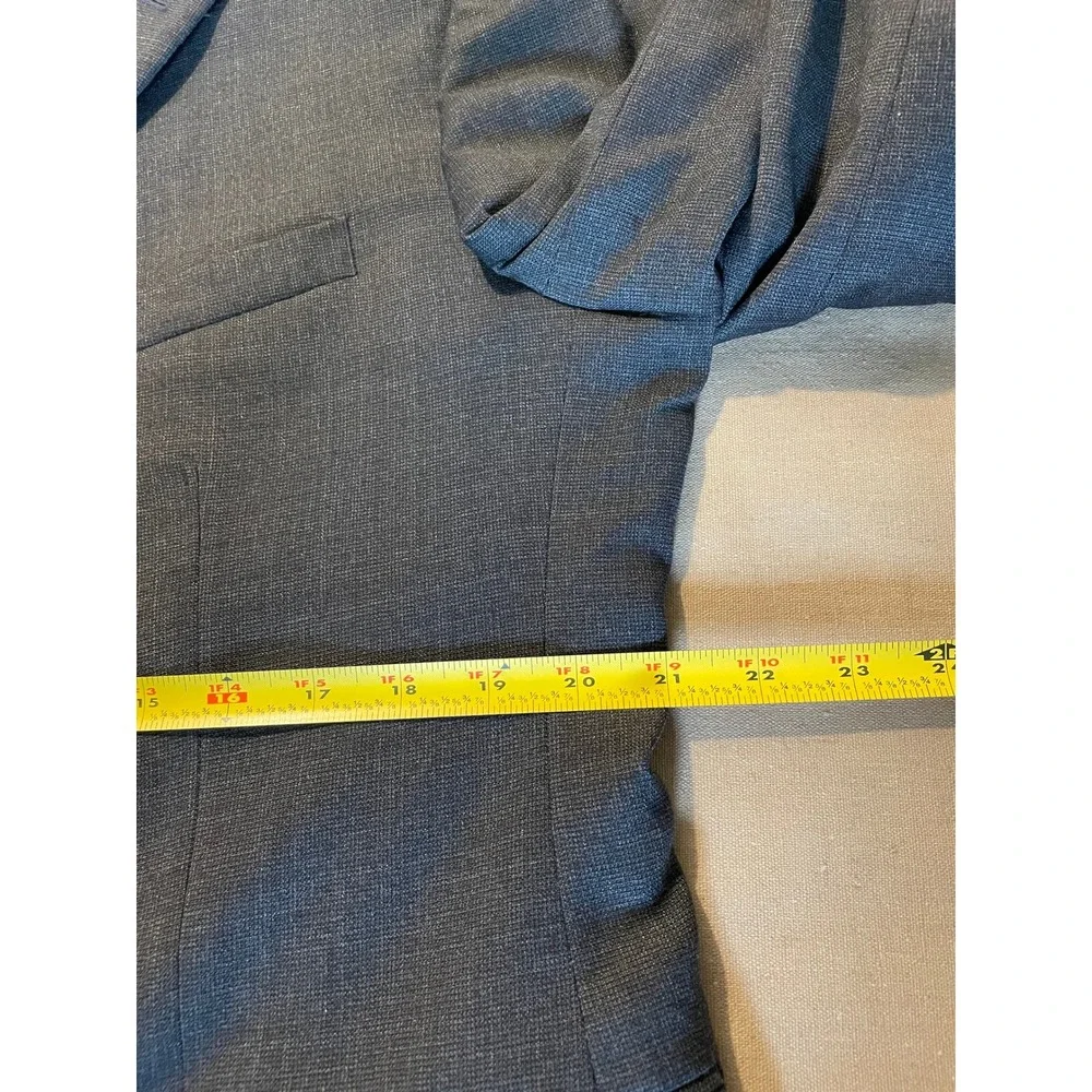 Jos A Bank Sport Coat 46R Wool Gray Two Button Blazer 1905 Collection